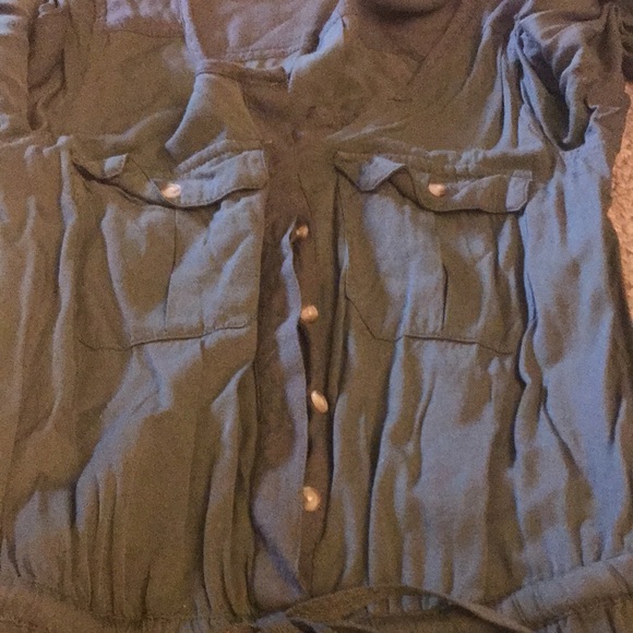 American Eagle Outfitters Olive Green cinch waist roll-up button sleeves - Picture 4 of 6